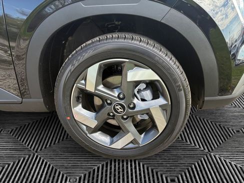 New 2026 Hyundai Venue SEL image 17