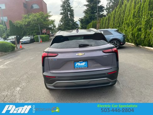 Used 2024 Chevrolet Blazer EV LT AWD/4WD image 11