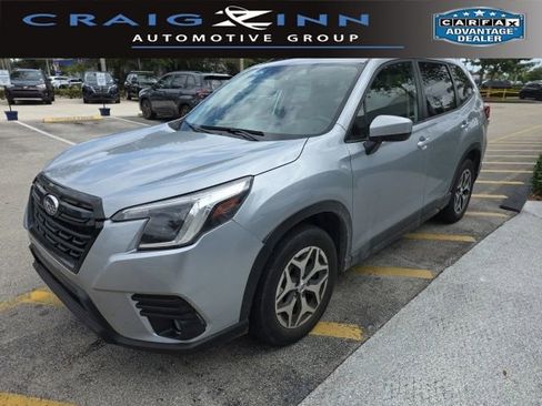 Used 2024 Subaru Forester Premium image 1