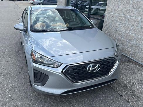 Used 2020 Hyundai Ioniq Blue image 5