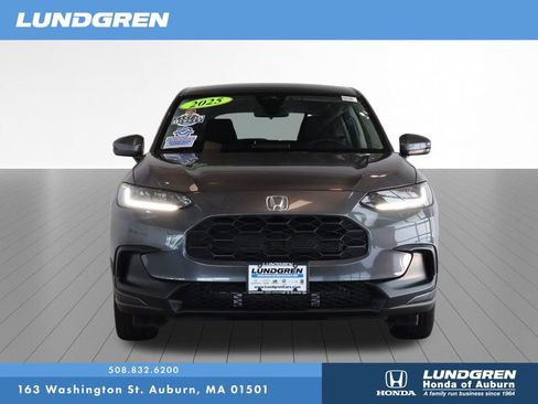 Used 2025 Honda HR-V LX image 3