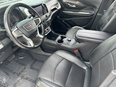 Used 2024 GMC Terrain SLT AWD/4WD image 26