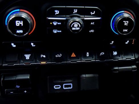 Used 2020 Chevrolet Silverado 2500 LT w/ All Star Edition AWD/4WD image 26