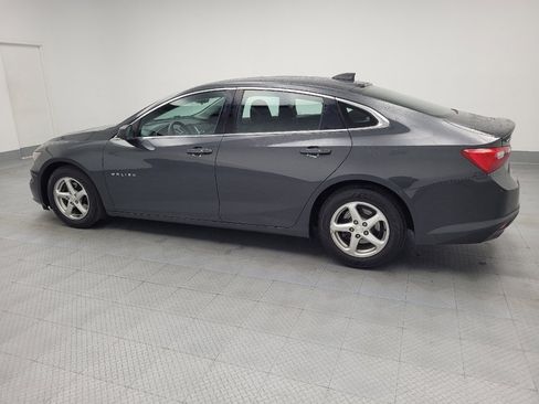 Used 2018 Chevrolet Malibu LS image 3