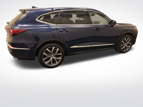 Used 2023 Acura MDX SH-AWD w/ Technology Package image 4