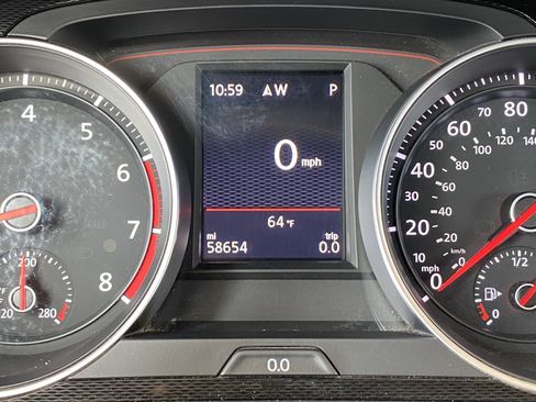 Used 2017 Volkswagen GTI Sport image 5