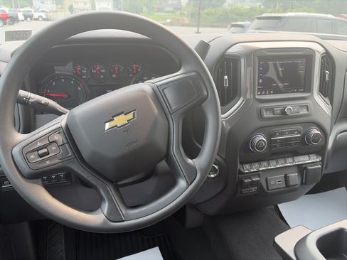 New 2026 Chevrolet Silverado 2500 Custom w/ Custom Value Package AWD/4WD image 7