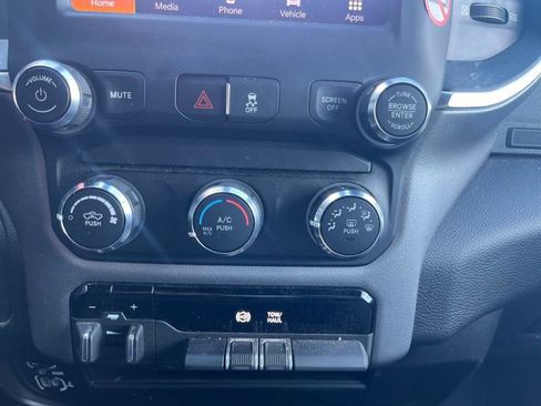 Used 2024 RAM 2500 Big Horn image 20