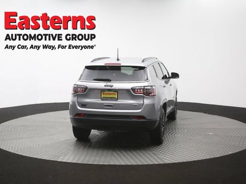 Used 2022 Jeep Compass Latitude AWD/4WD image 37