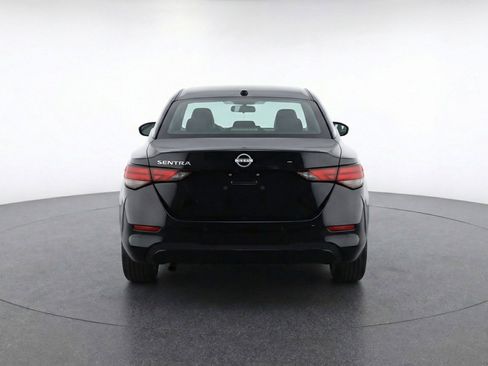 Used 2025 Nissan Sentra SV image 7