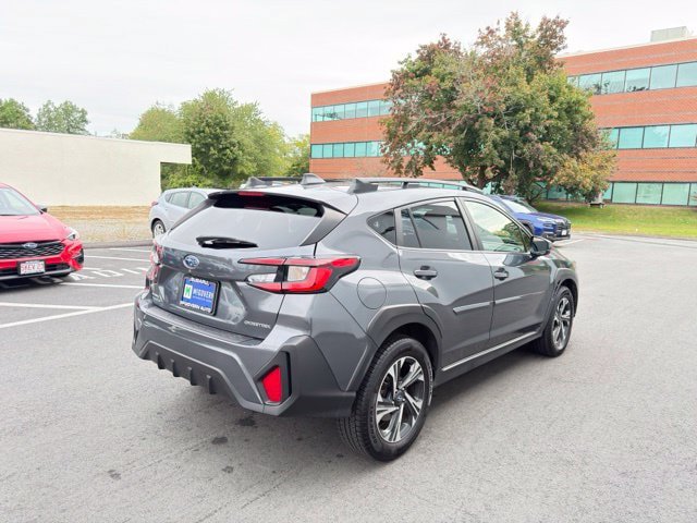 Used 2024 Subaru Crosstrek 2.0i Premium AWD/4WD image 6