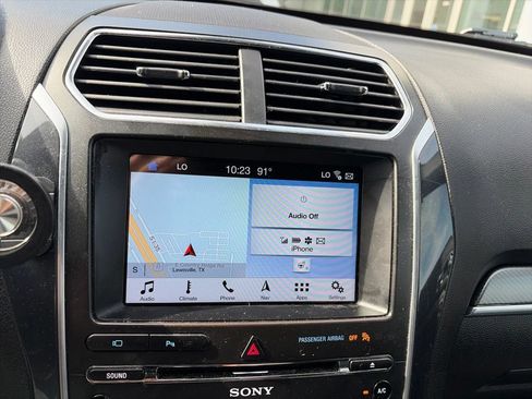 Used 2018 Ford Explorer Sport w/ Equipment Group 401A AWD/4WD image 19