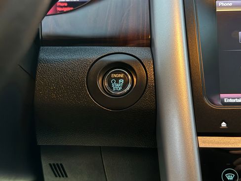 Used 2013 Ford Edge Limited image 38