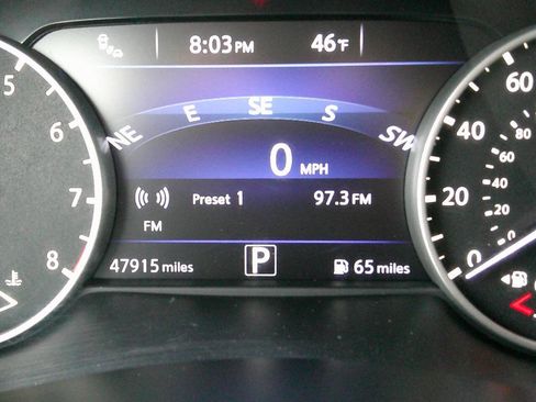 Used 2017 Nissan Murano SV image 10