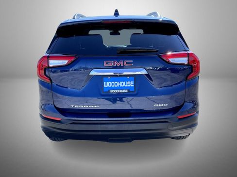 Certified 2023 GMC Terrain SLE w/ Driver Convenience Package image 6