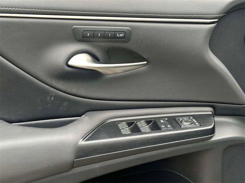 Certified 2021 Lexus ES 350 w/ Premium Package image 13