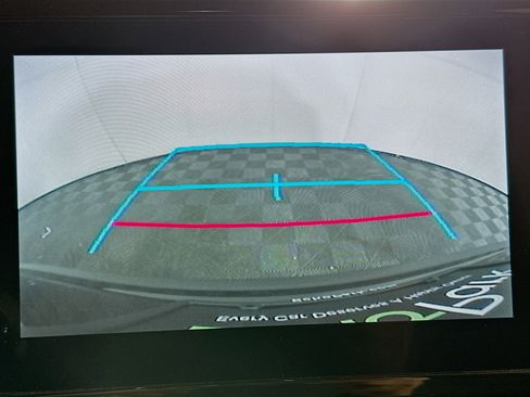 Used 2025 Toyota Corolla Cross LE image 22