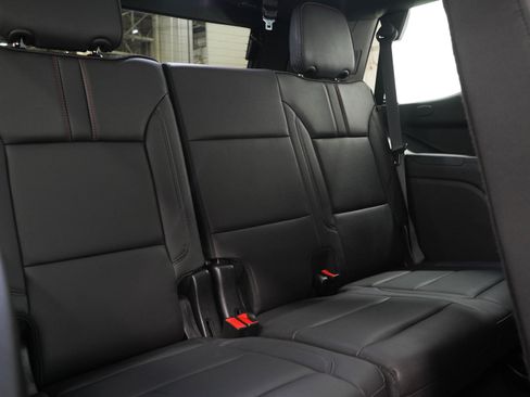Used 2023 Chevrolet Tahoe RST w/ Luxury Package AWD/4WD image 12