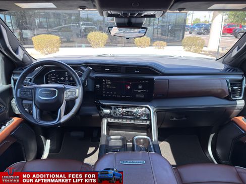 Used 2024 GMC Sierra 3500 Denali Ultimate AWD/4WD image 33