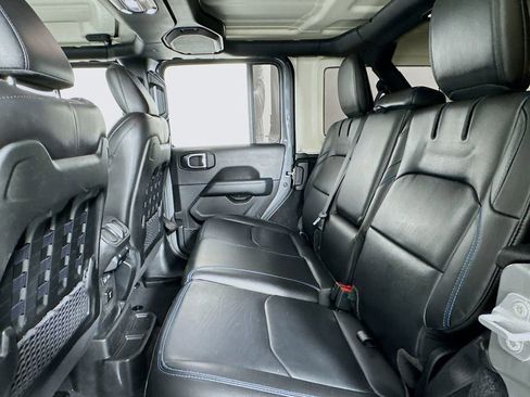 Used 2023 Jeep Wrangler Unlimited Rubicon 4xe image 13