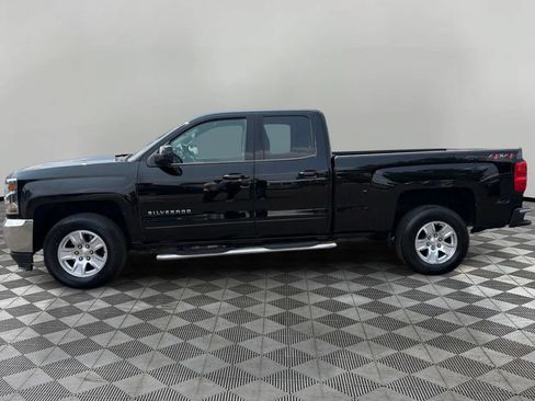 Used 2018 Chevrolet Silverado 1500 LT AWD/4WD image 8
