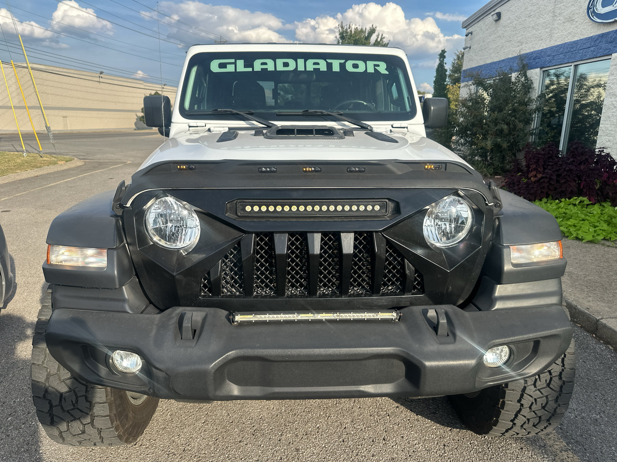 Used 2020 Jeep Gladiator Sport w/ Quick Order Package 24S AWD/4WD image 9