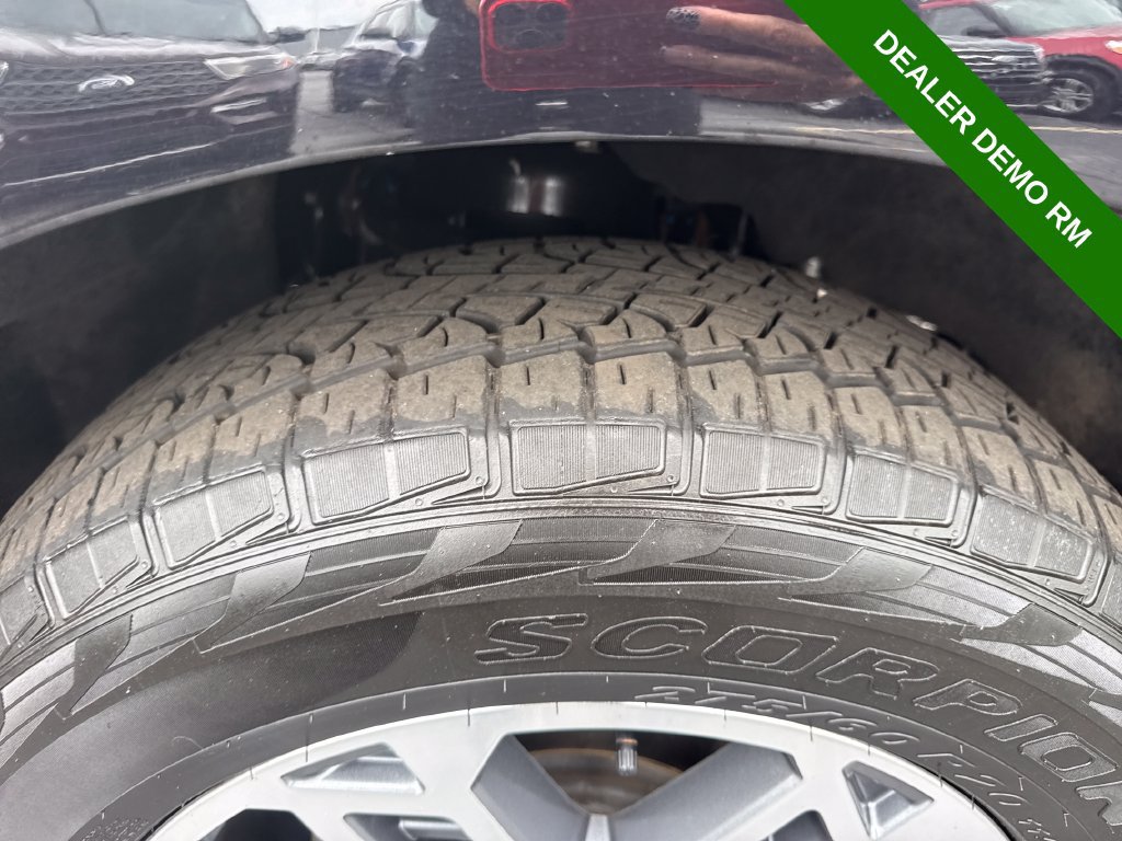 Used 2025 Ford Expedition Max Active AWD/4WD image 22