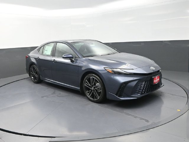 Used 2026 Toyota Camry XSE FWD image 10