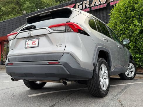 Used 2020 Toyota RAV4 XLE AWD/4WD image 13