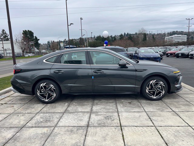New 2026 Hyundai Sonata SEL AWD/4WD image 9