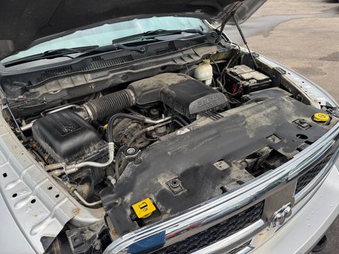 Used 2013 RAM 1500 Classic SLT w/ Remote Start & Security Group AWD/4WD image 23