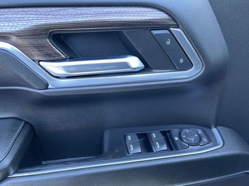 Used 2023 Chevrolet Silverado 1500 RST image 23