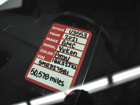 Used 2021 GMC Yukon XL Denali image 11