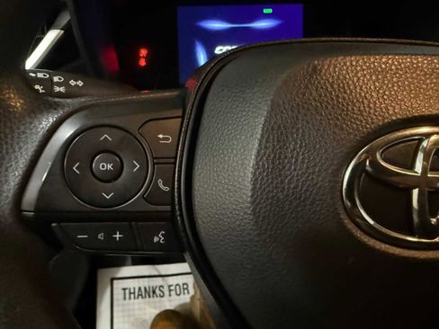 Used 2020 Toyota Corolla LE image 29