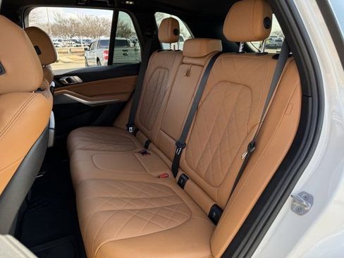 Used 2023 BMW X5 sDrive40i w/ Premium Package image 31