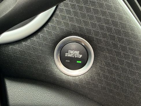 Used 2024 Chevrolet Malibu LT image 24