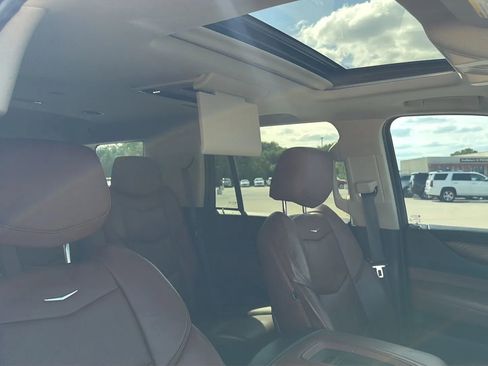 Used 2016 Cadillac Escalade Premium AWD/4WD image 79
