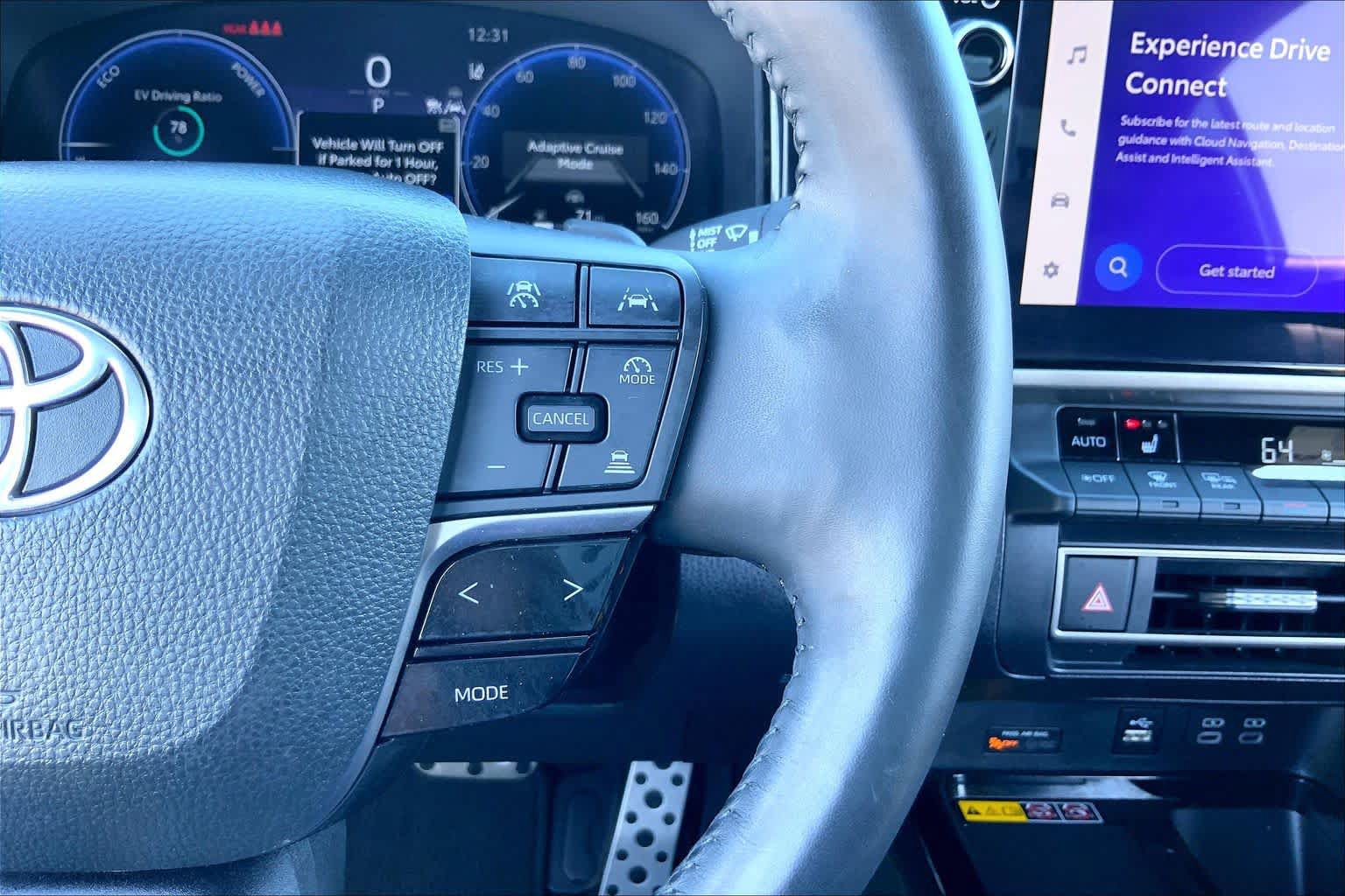 Used 2025 Toyota Camry XSE FWD image 24