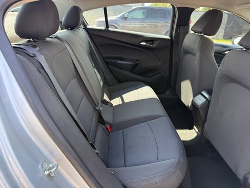 Used 2018 Chevrolet Cruze LS FWD image 20