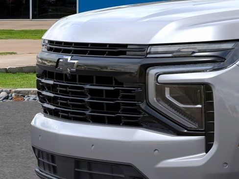 New 2026 Chevrolet Suburban RST w/ RST Capability Package AWD/4WD image 13