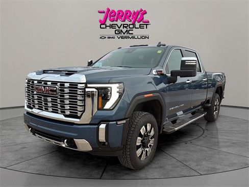 New 2026 GMC Sierra 2500 Denali w/ Denali Reserve Package image 9