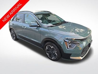 Used 2023 Kia Niro Wave w/ Wave Preserve Package