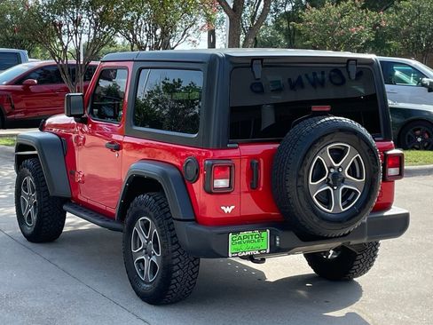 Used 2021 Jeep Wrangler Sport AWD/4WD image 4