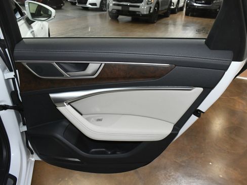 Used 2022 Audi A6 Premium Plus image 44