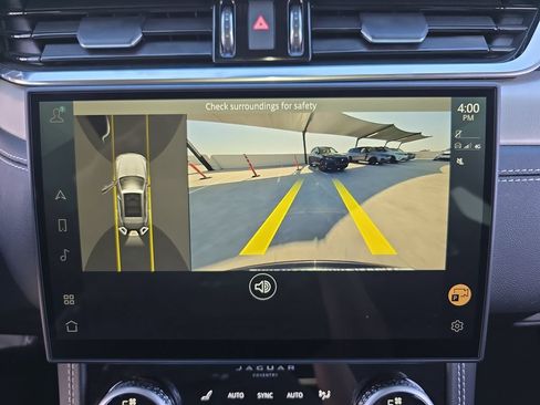 Certified 2025 Jaguar F-PACE R-Dynamic S AWD/4WD image 23