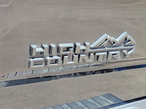 Used 2026 Chevrolet Silverado 1500 W/T w/ WT Safety Package RWD image 9