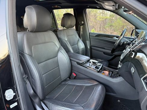 Used 2018 Mercedes-Benz GLE 350 image 24