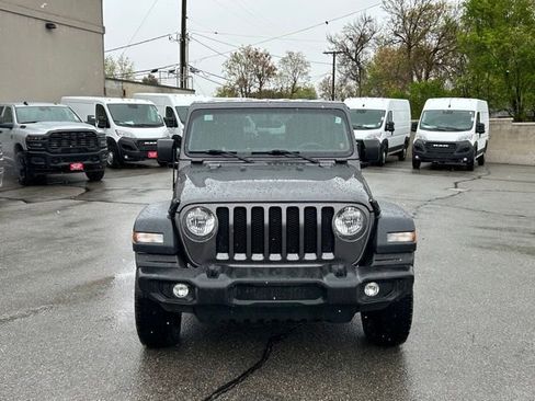 Used 2018 Jeep Wrangler Unlimited Sport AWD/4WD image 8