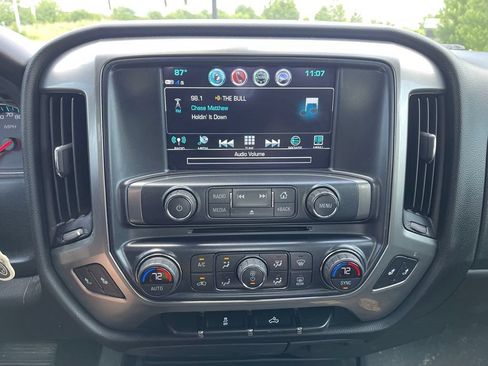 Used 2018 Chevrolet Silverado 1500 LT w/ All Star Edition AWD/4WD image 7