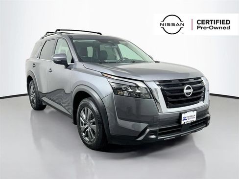 Used 2024 Nissan Pathfinder SV w/ SV Premium Package AWD/4WD image 1
